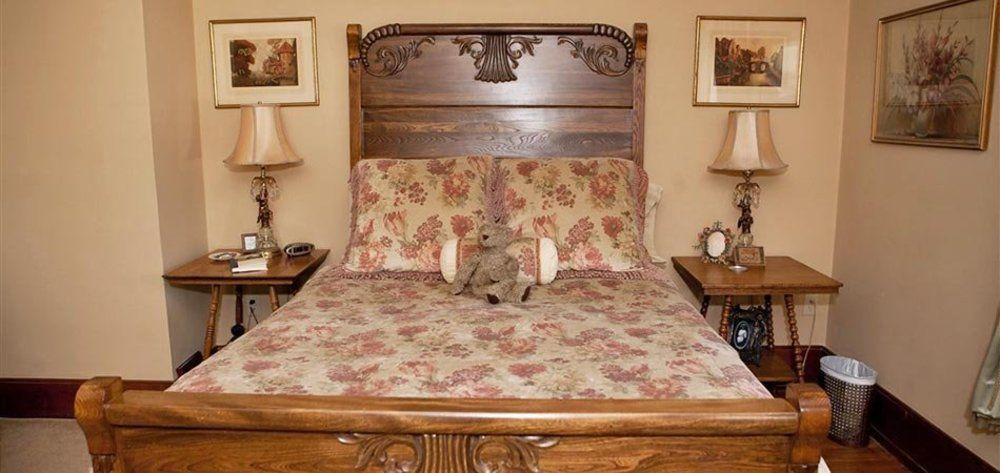 Westphal Mansion Inn Bed & Breakfast Hartford ภายนอก รูปภาพ