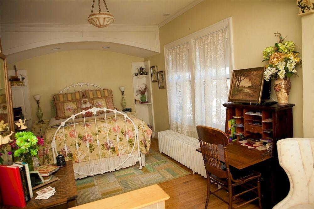 Westphal Mansion Inn Bed & Breakfast Hartford ภายนอก รูปภาพ