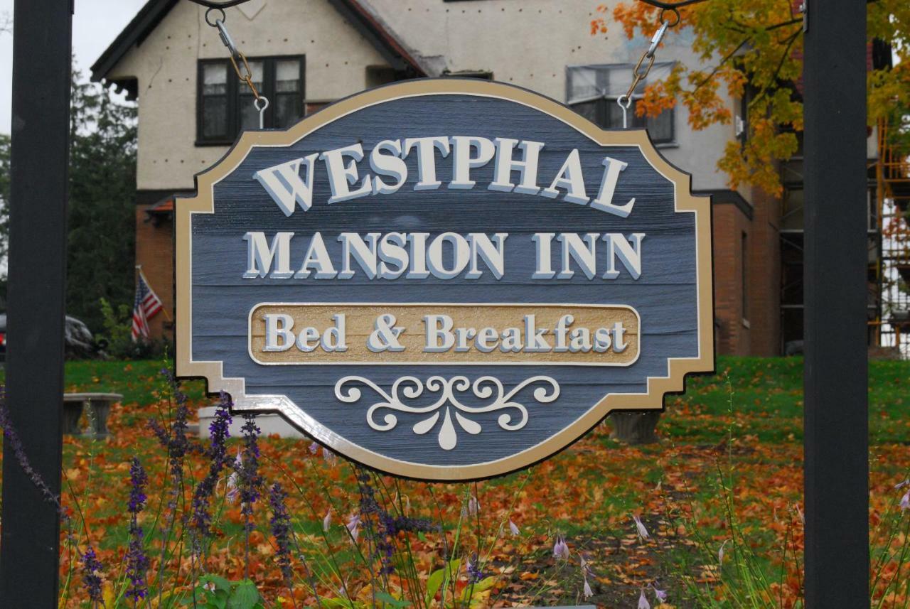 Westphal Mansion Inn Bed & Breakfast Hartford ภายนอก รูปภาพ